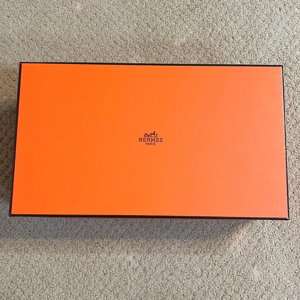 -SOLD-Limited edition Beach Nappa sandals from the Hermes store. Must have!